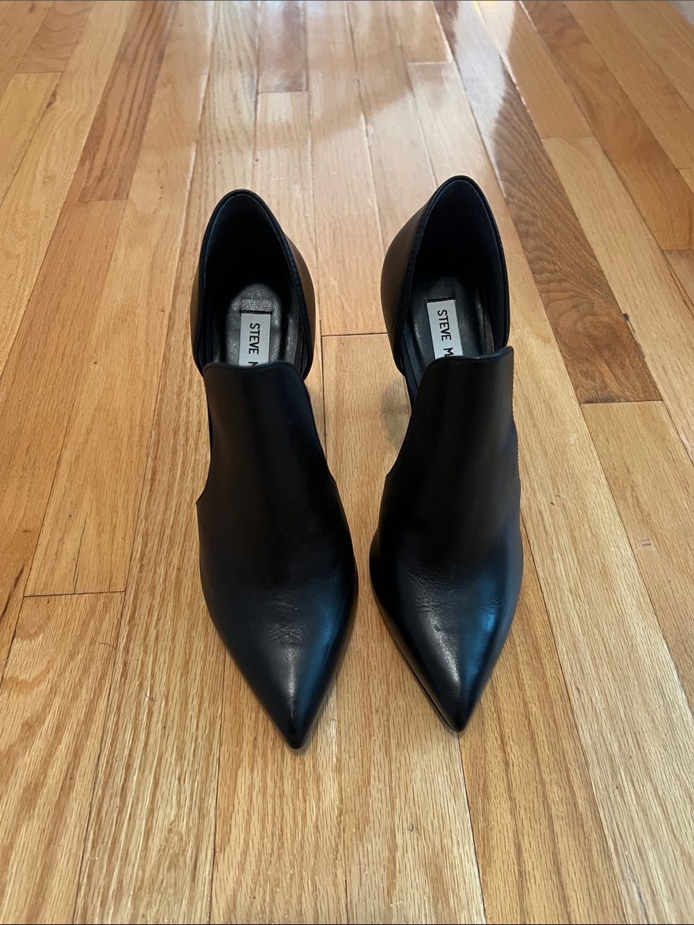 Steve Madden Black Pointed Slip-On Heels